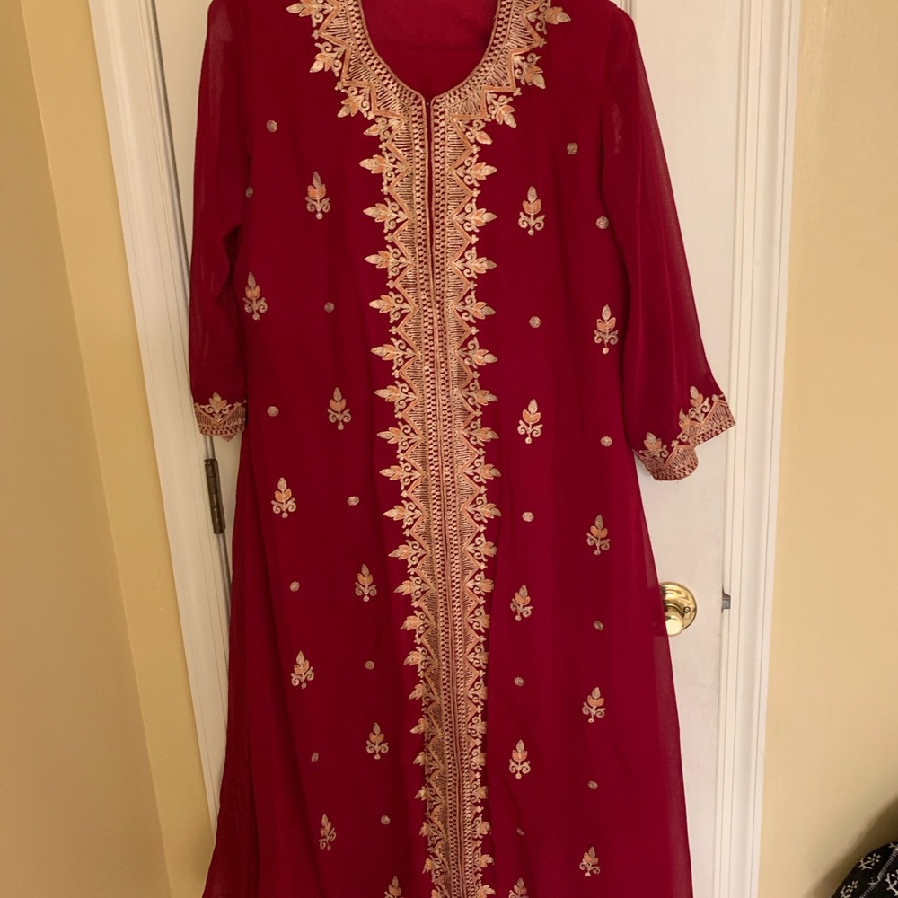 Salwaar Kameez with matching dupatta